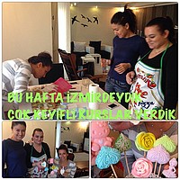 İZMİRLİ HANIMLARIN NATURA' YA İLGİLERİ
