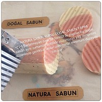 BU HARİKA KOKULU DOĞAL SABUN % 100 BİTKİSEL YAĞLAR VE ÇİÇEK ÖZLERİ İLE ÜRETİLDİ
